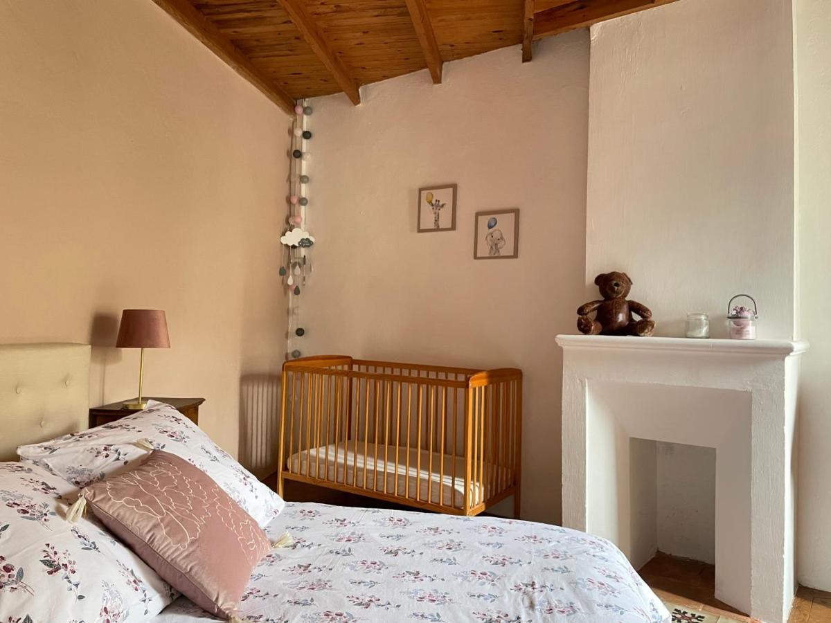 Les Régniers - 1 gîte x4 à 6 et 1 gîte x8 - à réserver ensemble ou séparément Eynesse Extérieur photo
