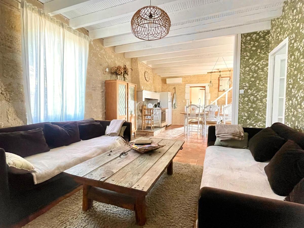 Les Régniers - 1 gîte x4 à 6 et 1 gîte x8 - à réserver ensemble ou séparément Eynesse Extérieur photo