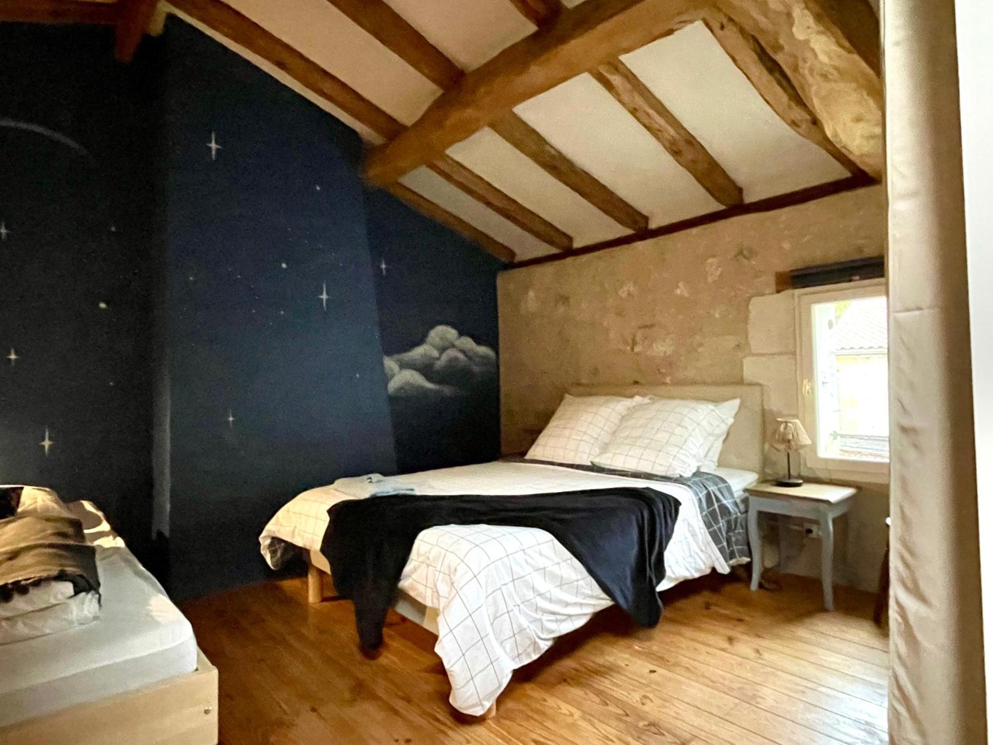 Les Régniers - 1 gîte x4 à 6 et 1 gîte x8 - à réserver ensemble ou séparément Eynesse Extérieur photo