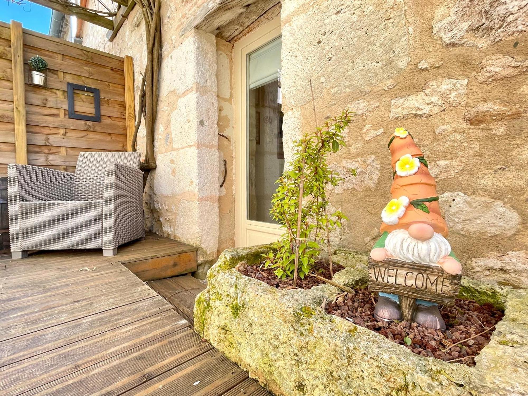 Les Régniers - 1 gîte x4 à 6 et 1 gîte x8 - à réserver ensemble ou séparément Eynesse Extérieur photo